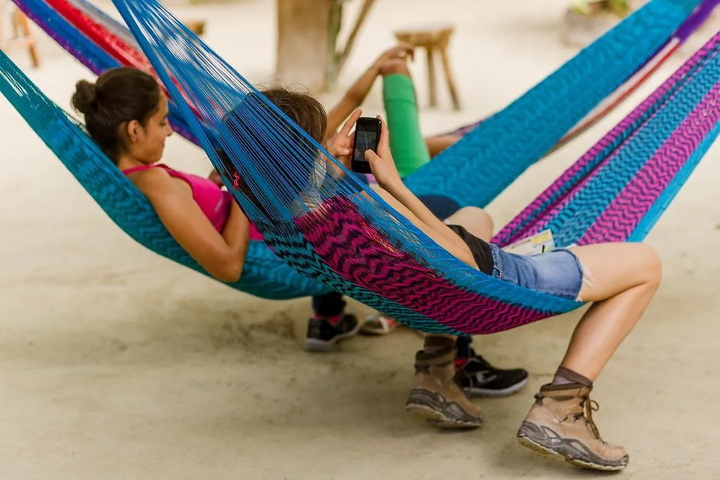 Hostel Cabanas Ida Y Vuelta Isla Holbox